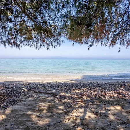 Melita's Sea View * Skála Foúrkas